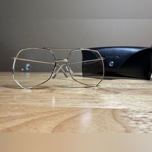Fashion‎ glasses (not for prescription)
